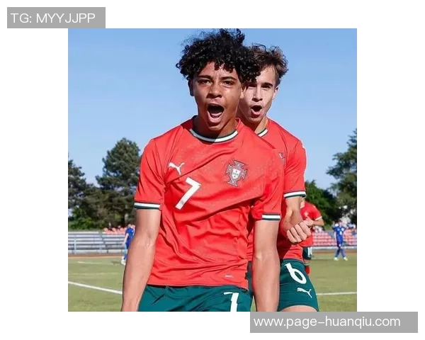 弗朗西斯科王入选葡萄牙U16大名单C罗儿子迷你罗同队引关注 弗朗西斯科王入选葡萄牙U16大名单C罗儿子迷你罗同队引关注